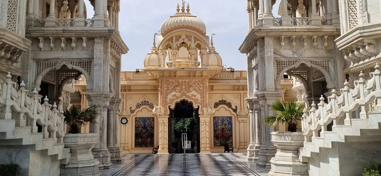 ISKCON-Temple-Vrindavan-1.jpg