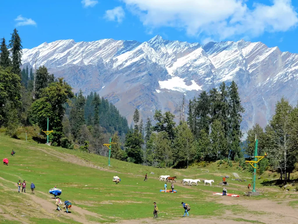 Top-Adventure-Activities-in-Solang-Valley-Must-Visit-for-Adventure-Lovers-1024x768