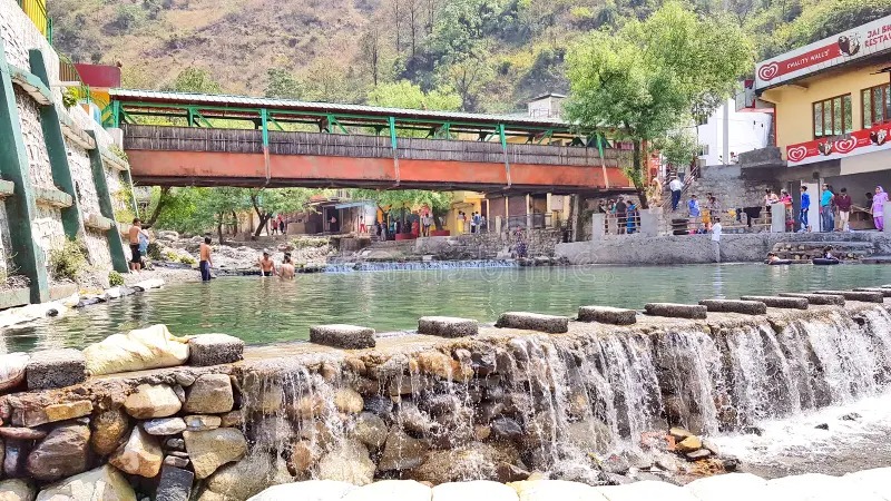 sahastradhara-dehradune-sulphur-water-spring-sahastradhara-dehradune-one-most-popular-tourist-destinations-128684479